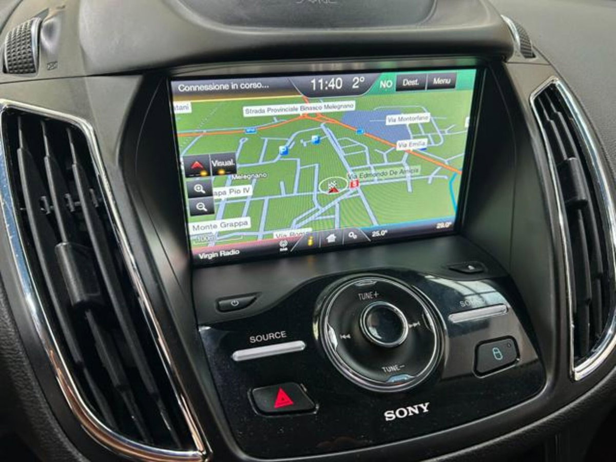 Ford Kuga 2.0 TDCI 150 CV S&S 4WD Powershift Titanium X (17)