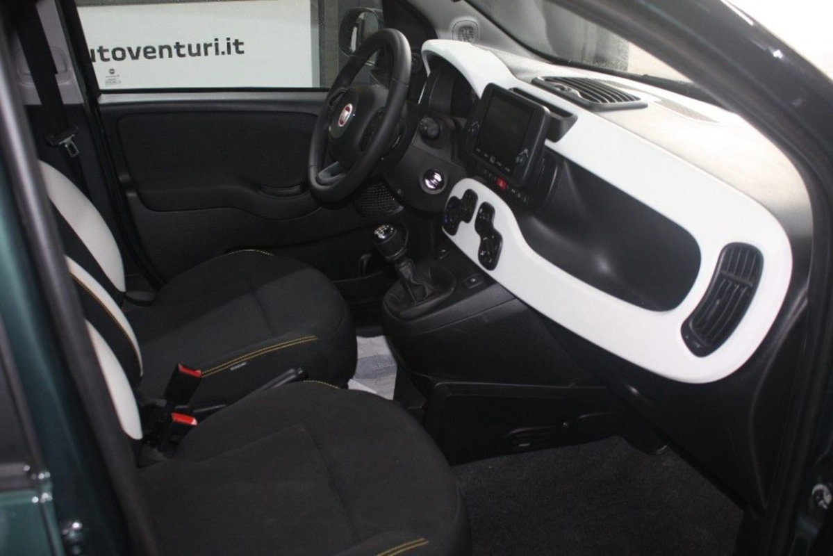 Fiat Pandina 1.0 firefly hybrid s&s 70cv (8)