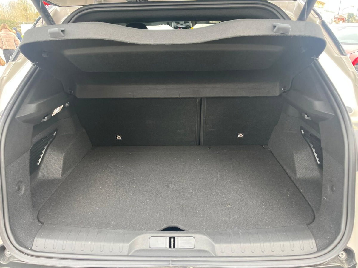 Alfa Romeo Junior 1.2 ibrida 145cv edct6 (10)