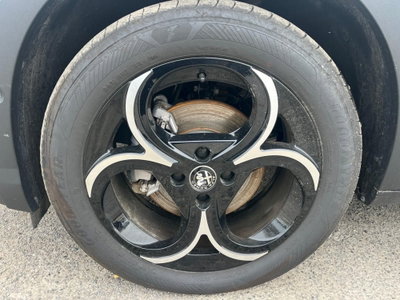 Alfa Romeo Junior 1.2 ibrida 145cv edct6 (12)