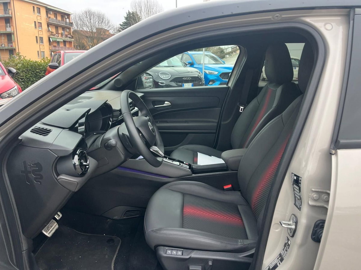 Alfa Romeo Junior 1.2 ibrida 145cv edct6 (13)