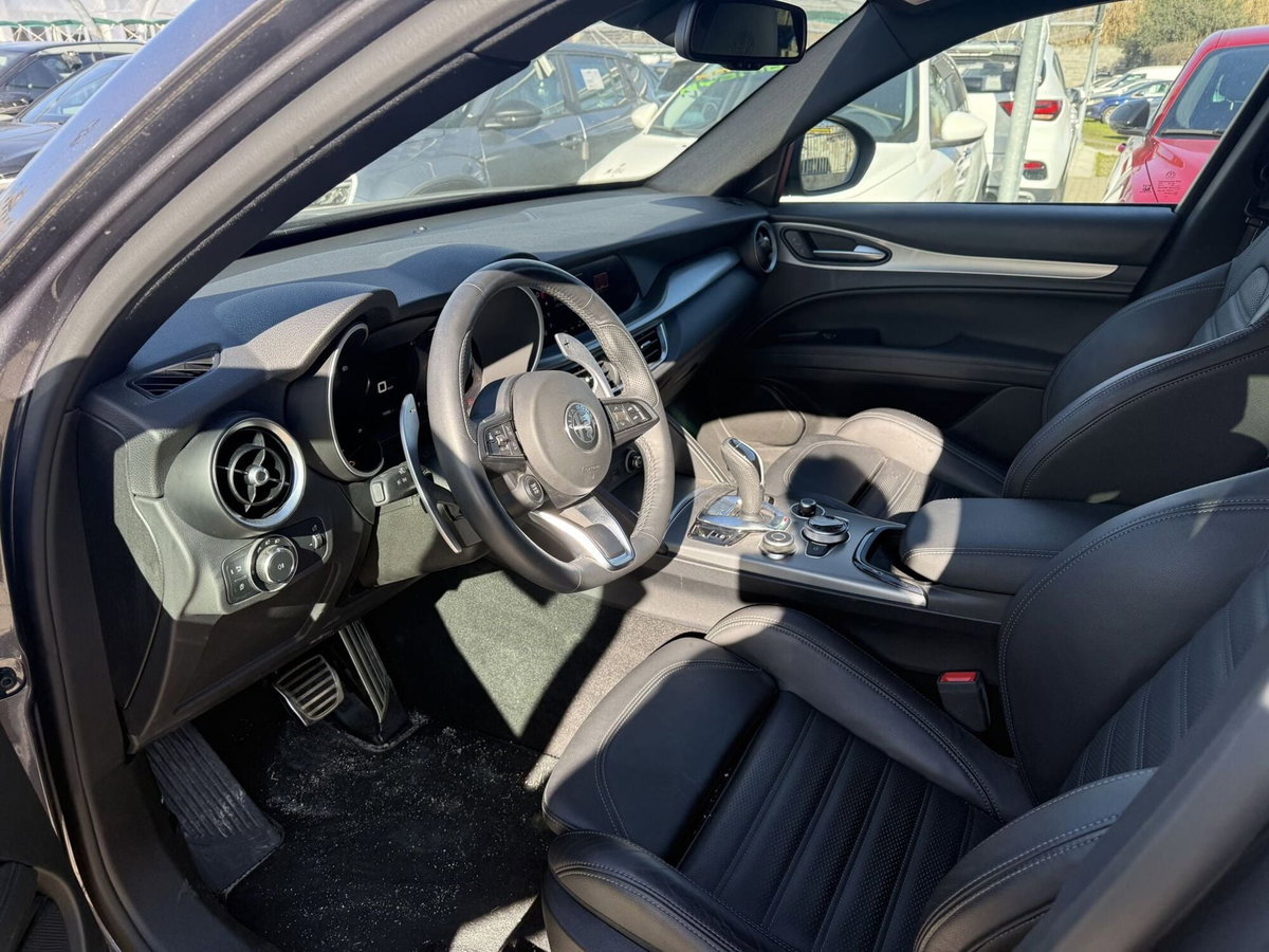 Alfa Romeo Stelvio Stelvio 2.2 Turbodiesel 210 CV AT8 Q4 Veloce (10)