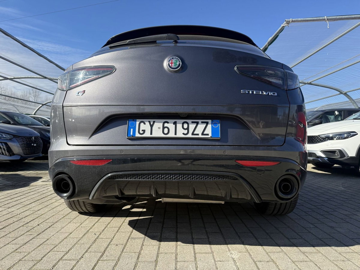 Alfa Romeo Stelvio Stelvio 2.2 Turbodiesel 210 CV AT8 Q4 Veloce (8)