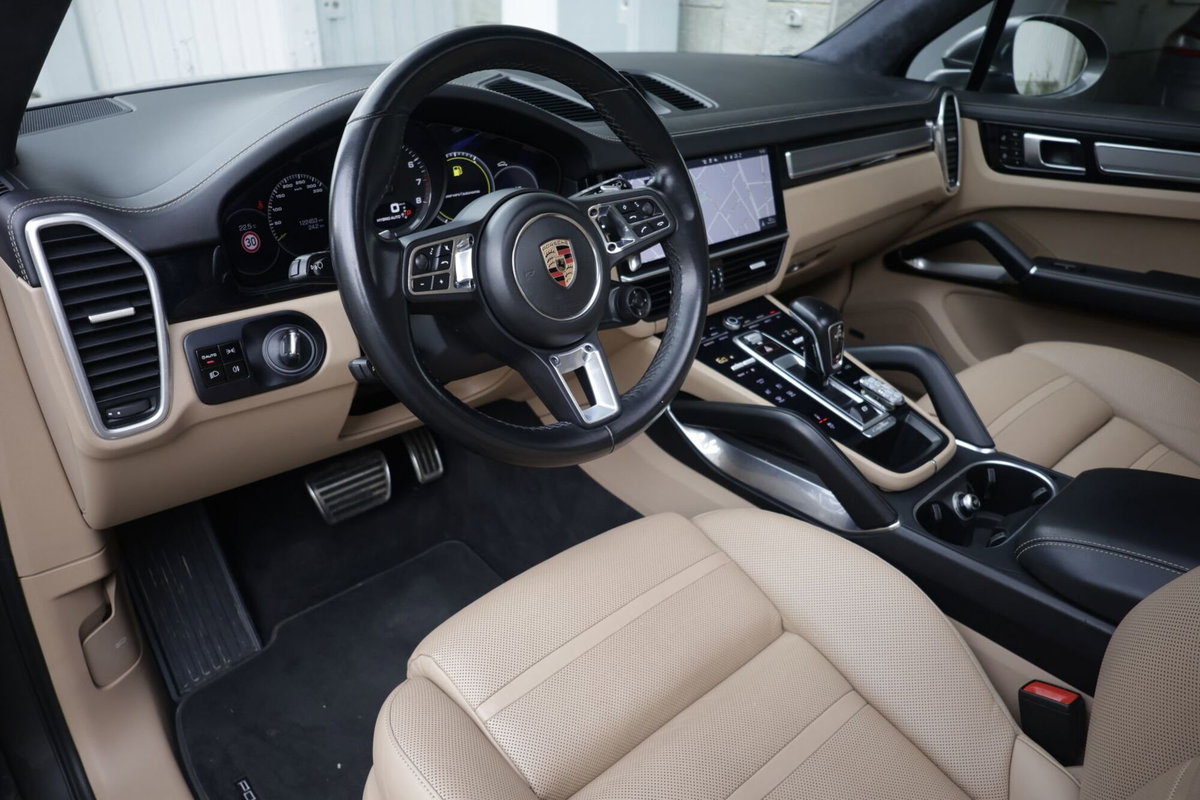 Porsche Cayenne Coupé 4.0 V8 Turbo S E-Hybrid (17)