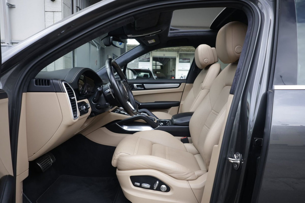 Porsche Cayenne Coupé 4.0 V8 Turbo S E-Hybrid (19)