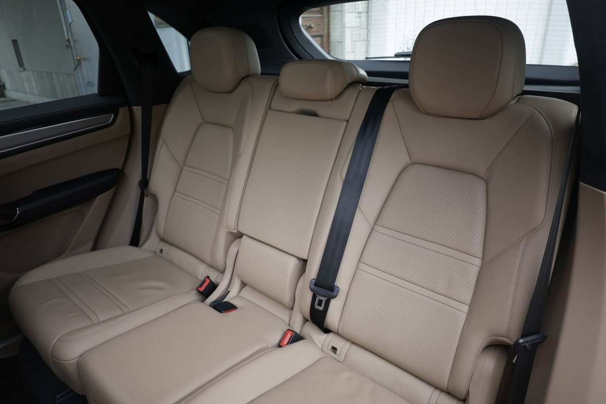 Porsche Cayenne Coupé 4.0 V8 Turbo S E-Hybrid (4)
