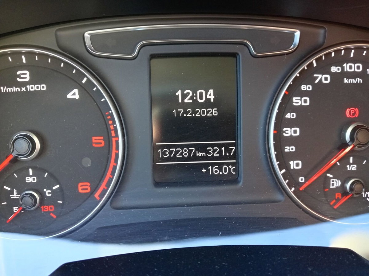 Audi Q3 35 TDI quattro (2)