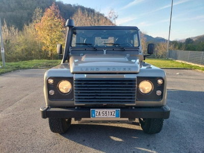 Land Rover Defender 90 2.4 TD4 Station Wagon SE (2)