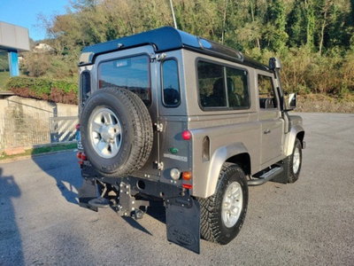 Land Rover Defender 90 2.4 TD4 Station Wagon SE (6)