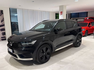 Volvo XC40 T5 Recharge Plug-in Hybrid R-design usata