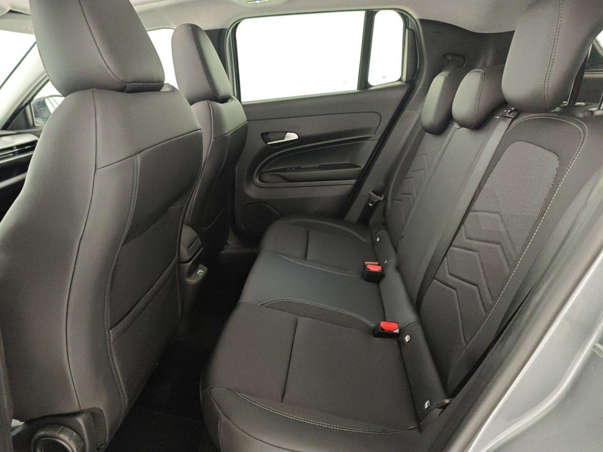 Jeep Avenger full-electric Summit fwd 156cv auto (13)