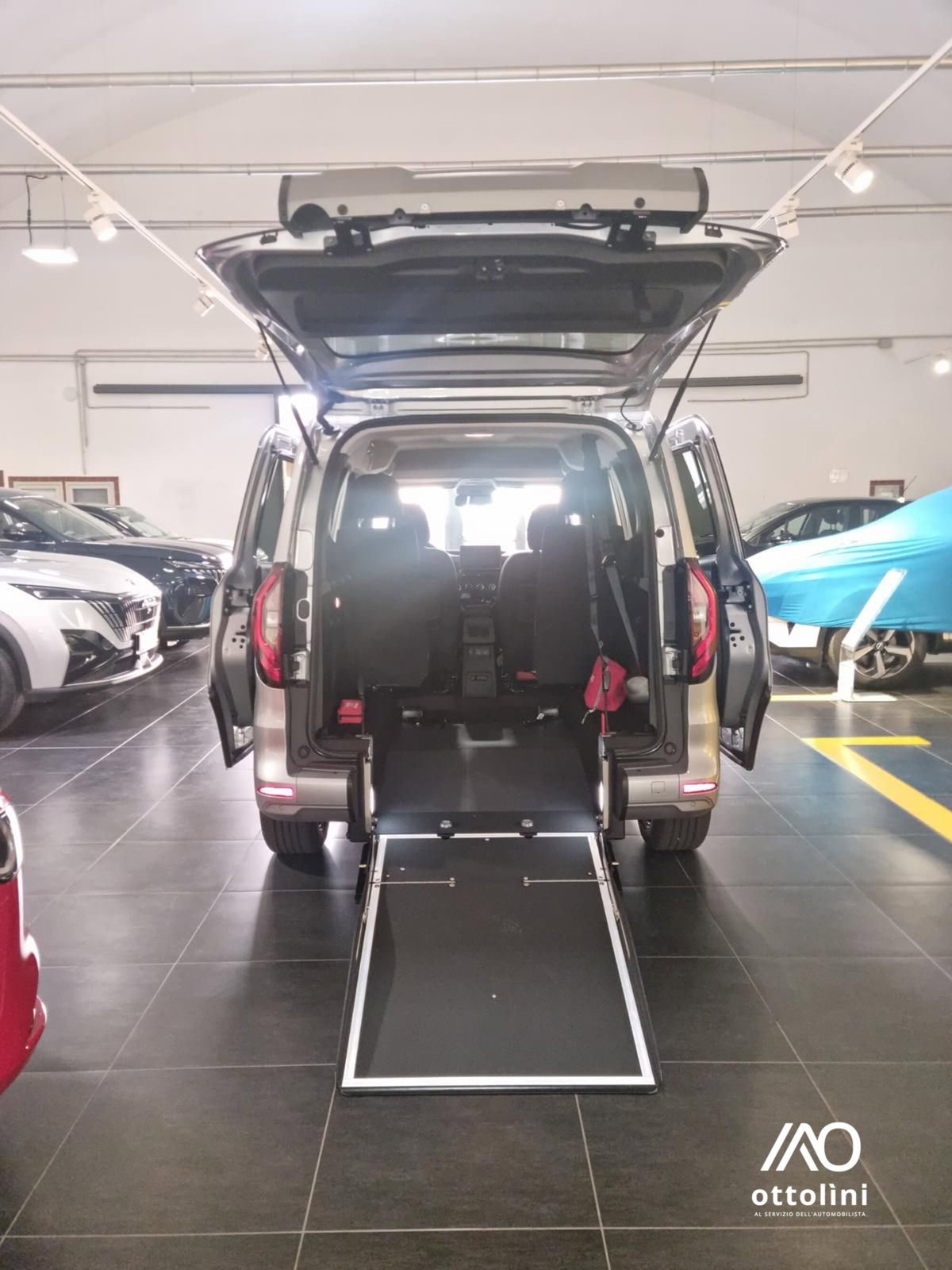 Renault Kangoo 1.3 tce Techno 100cv (8)