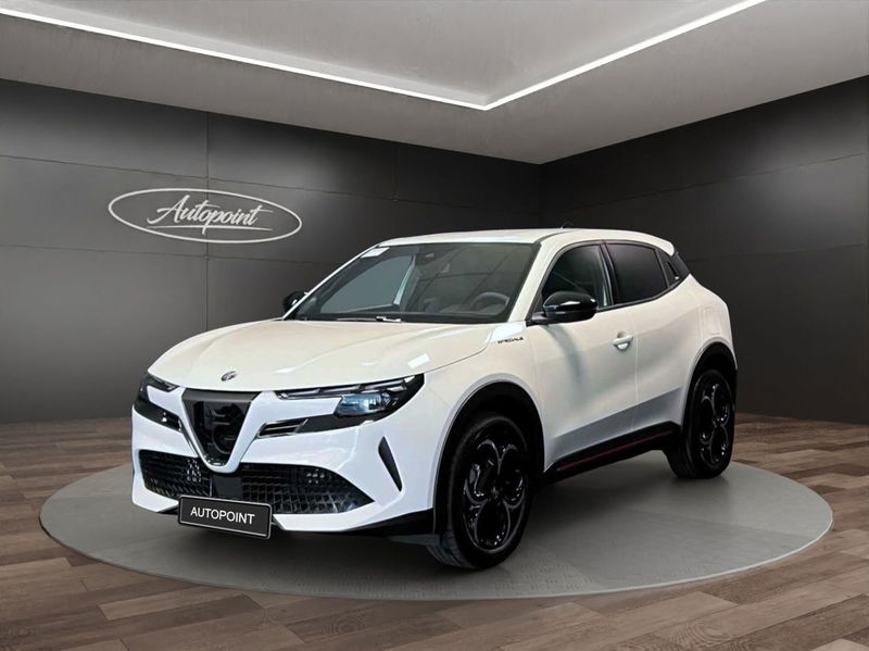 Alfa Romeo Junior 1.2 ibrida Speciale 145cv edct6