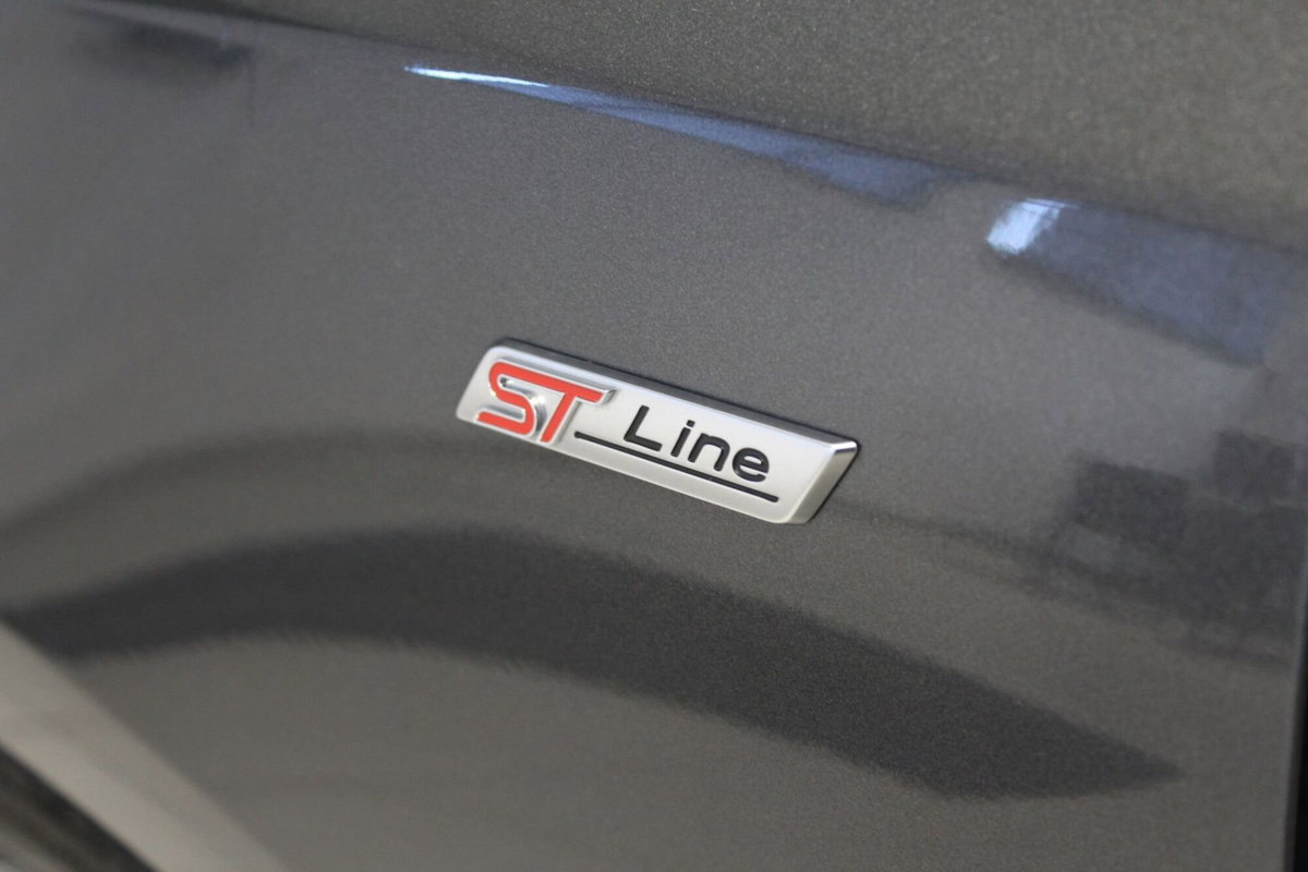 Ford Focus 1.0 EcoBoost Hybrid 125 CV Powershift 5p. ST-Line X (6)