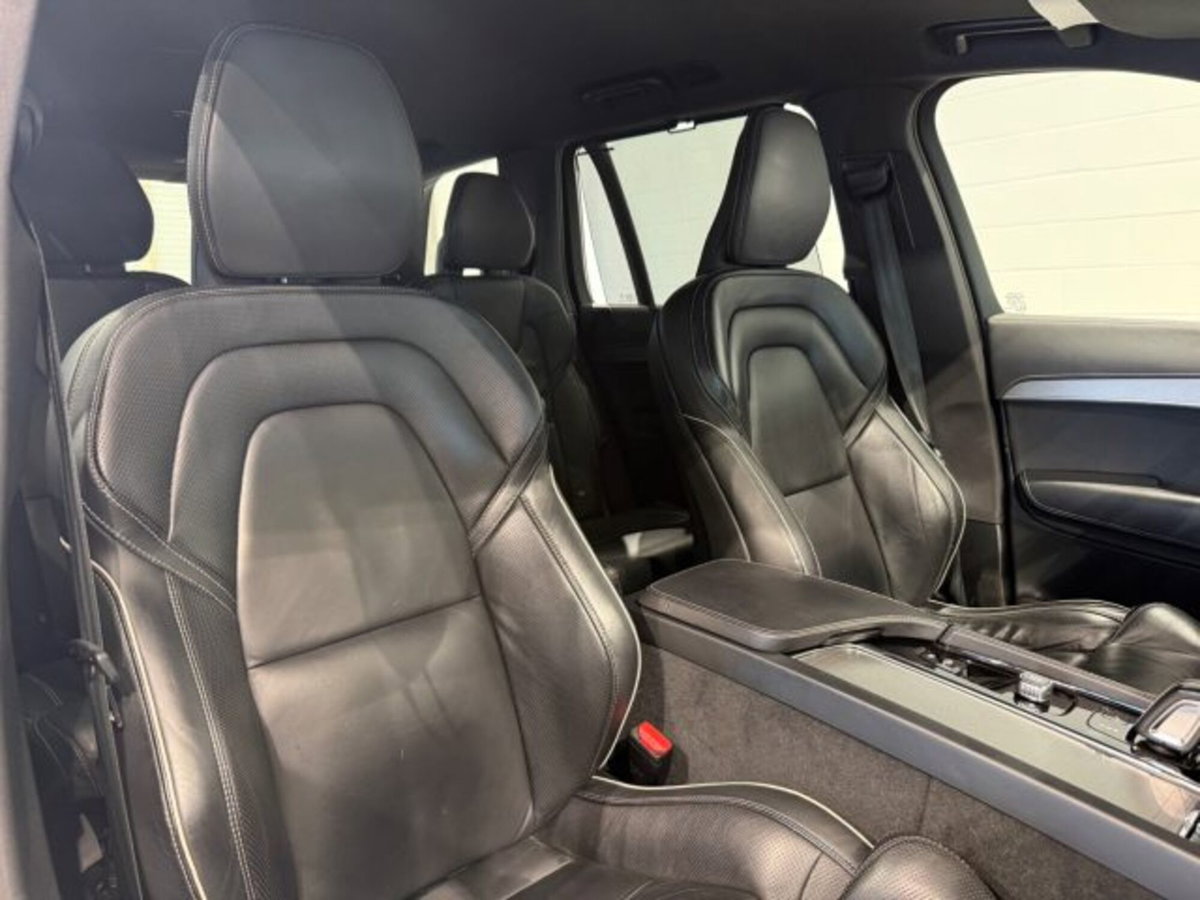 Volvo XC90 B5 (d) AWD automatico 7 posti Ultimate Bright (14)