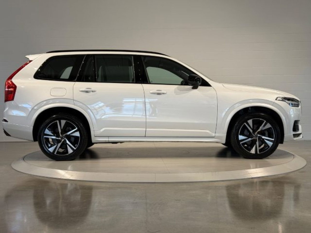 Volvo XC90 B5 (d) AWD automatico 7 posti Ultimate Bright (6)