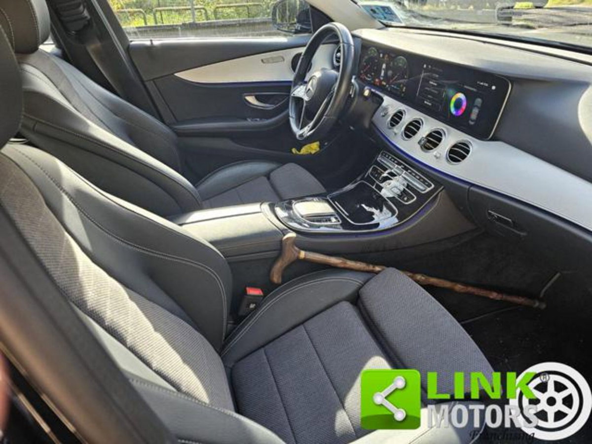 Mercedes-Benz Classe E 220 d Mild hybrid 4Matic Auto Premium Plus (6)