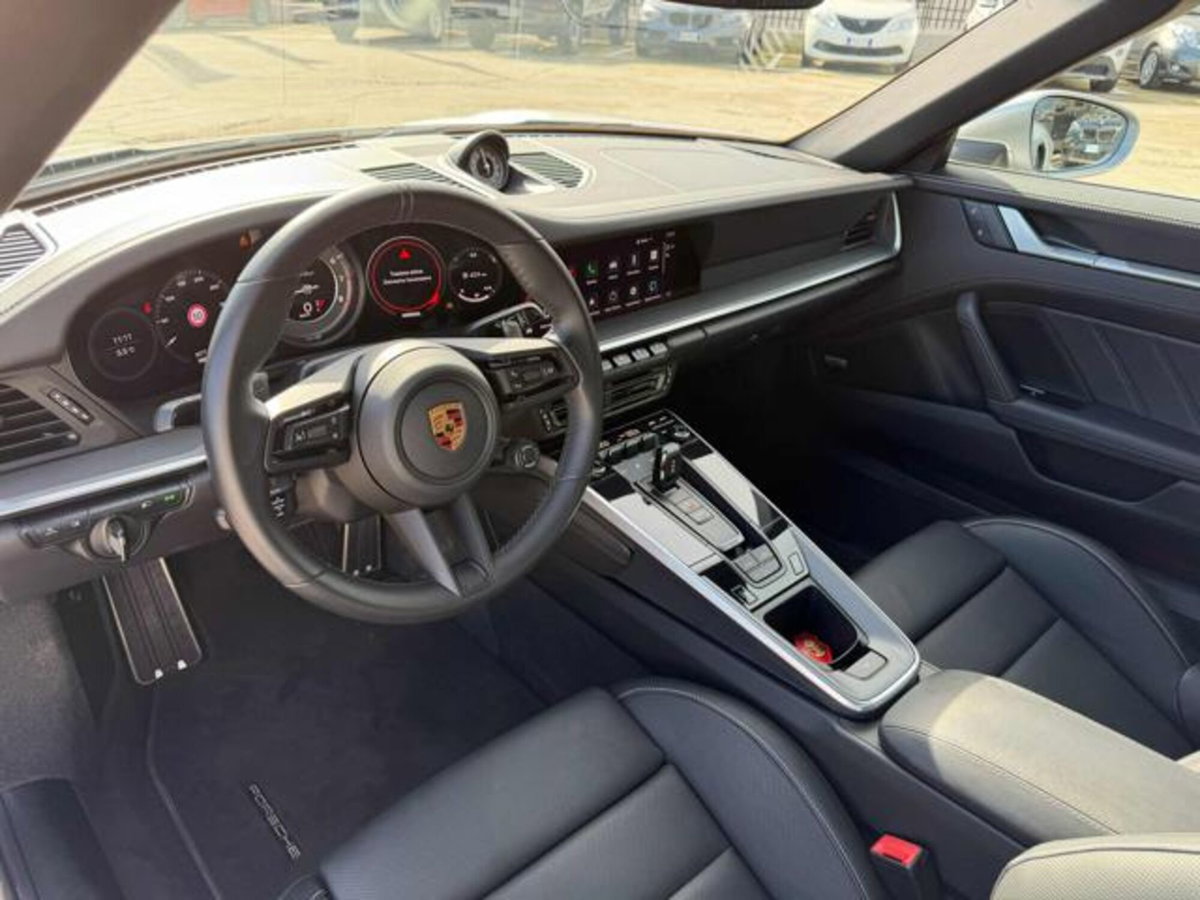 Porsche 911 Cabrio Cabrio 3.7 Turbo auto (11)