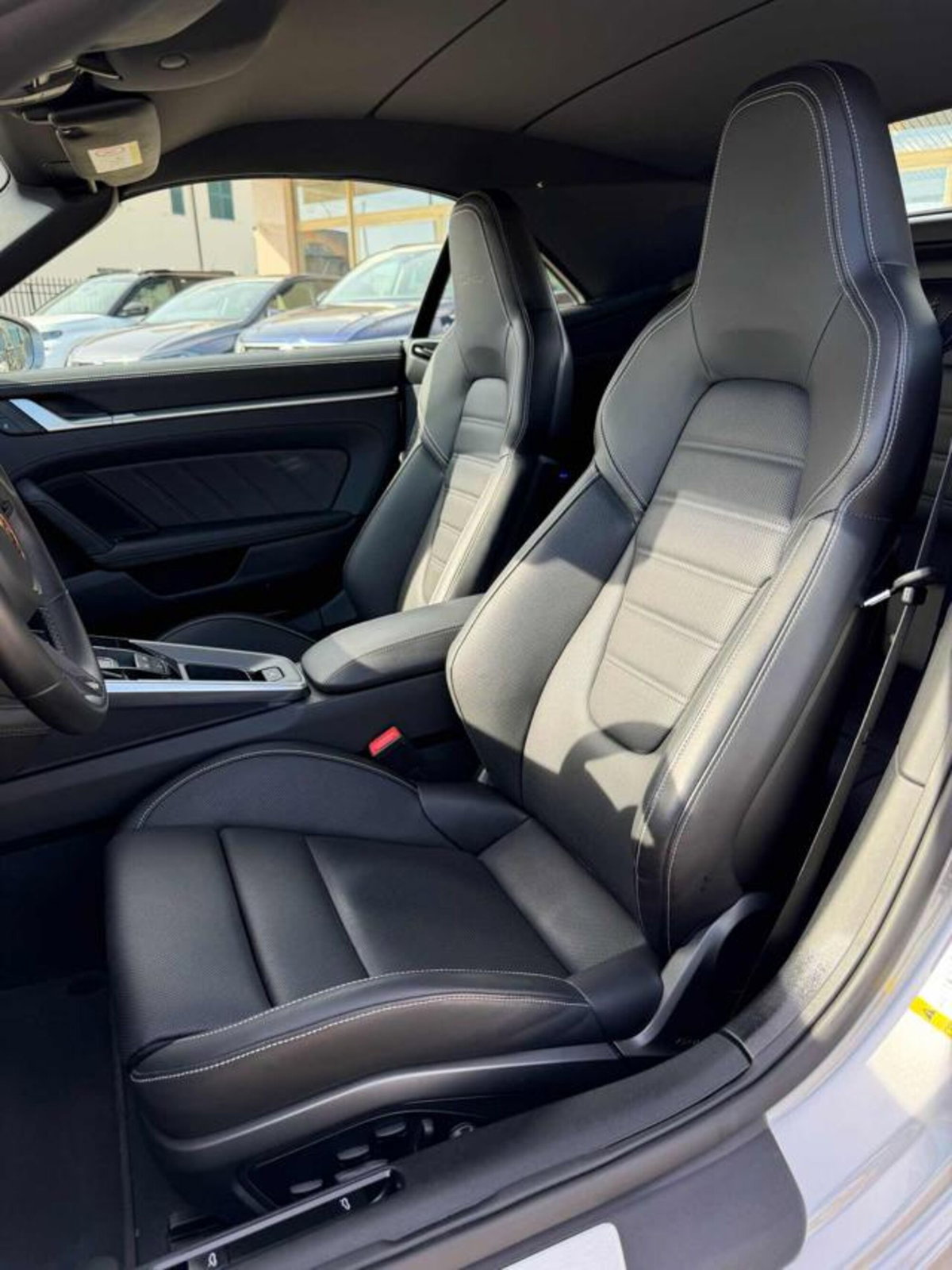 Porsche 911 Cabrio Cabrio 3.7 Turbo auto (12)