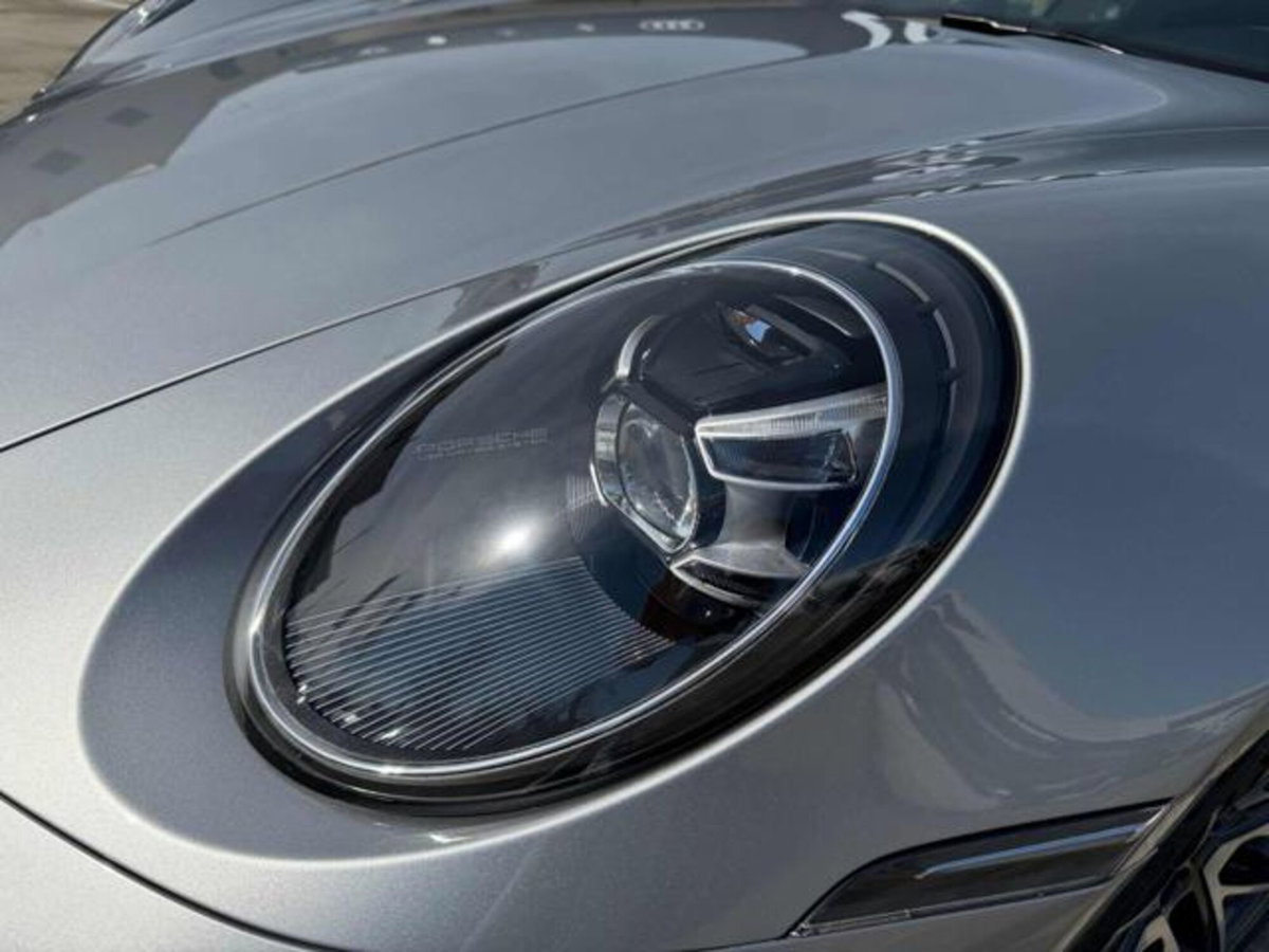 Porsche 911 Cabrio Cabrio 3.7 Turbo auto (9)
