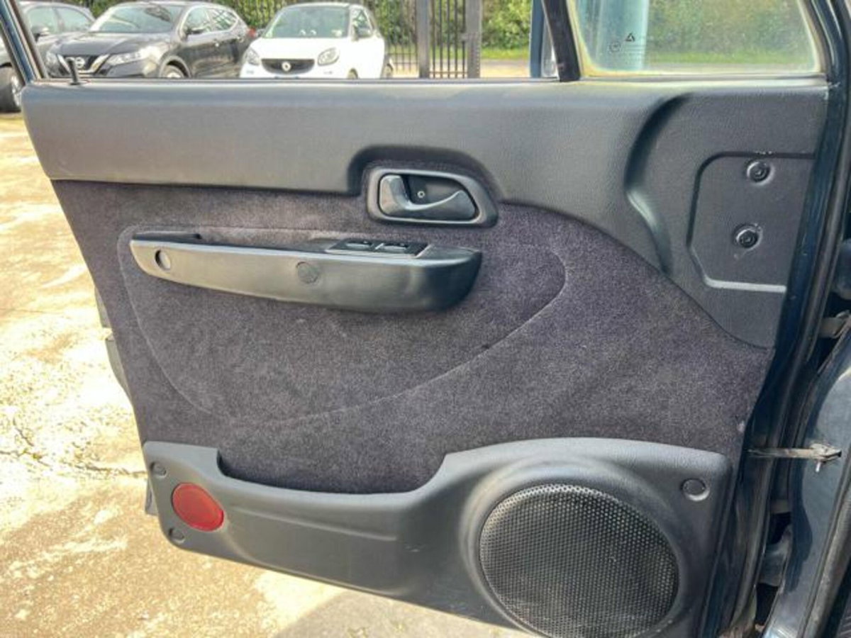 Hyundai Galloper TDI Corto Comfort (13)