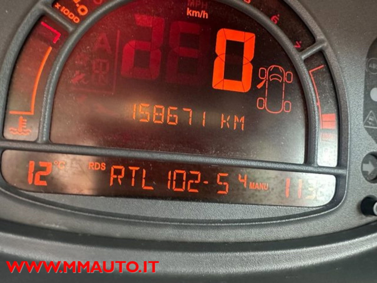Renault Modus 1.4 16V Confort Dynamique (11)