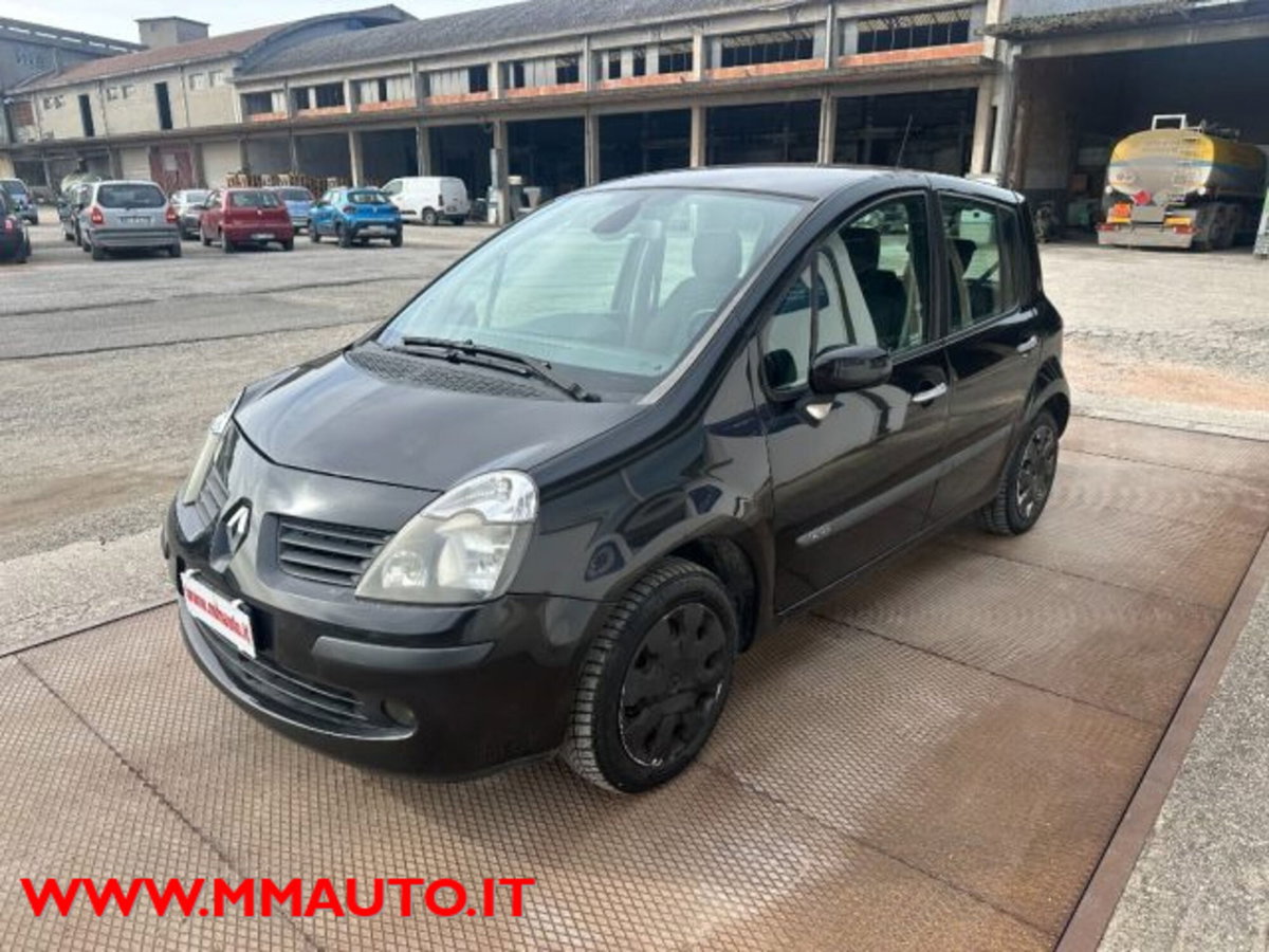 Renault Modus 1.4 16V Confort Dynamique (2)