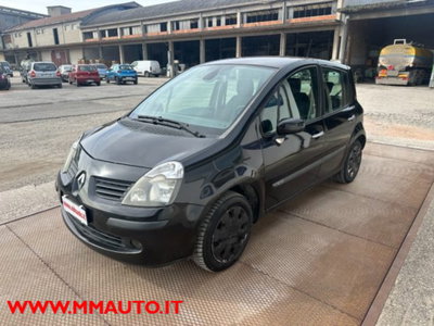 Renault Modus 1.4 16V Confort Dynamique (2)
