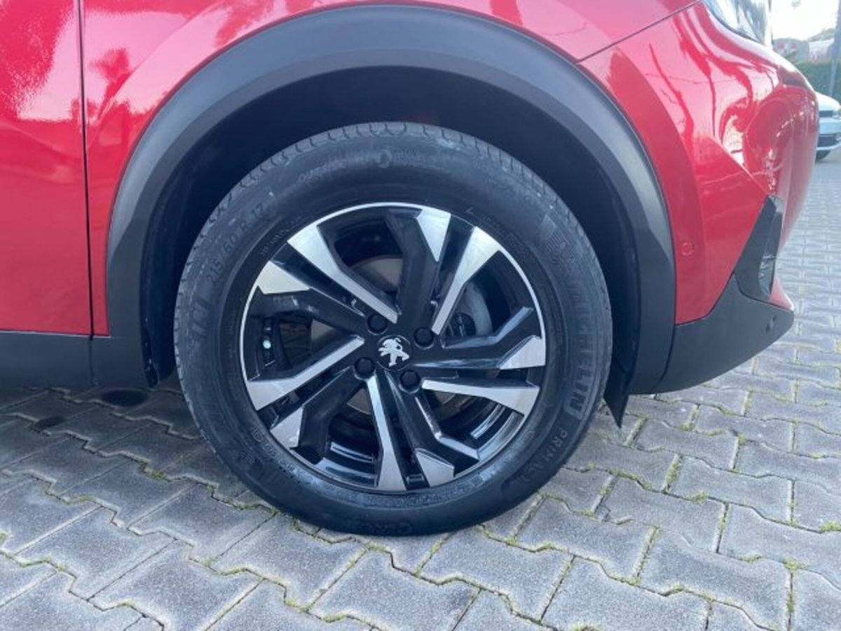 Peugeot 2008 BlueHDi 100 S&S GT Line (18)