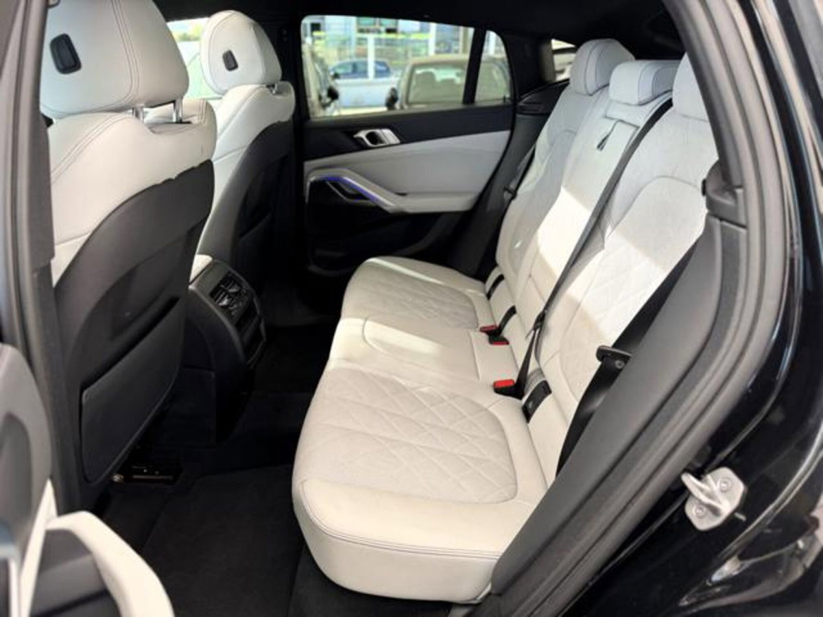 BMW X6 xDrive40d 48V Msport (12)