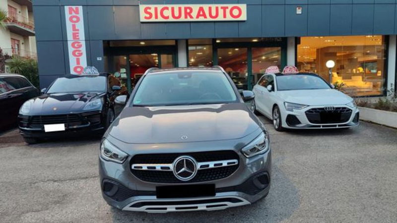 Mercedes-Benz GLA SUV 180 d Automatic Premium