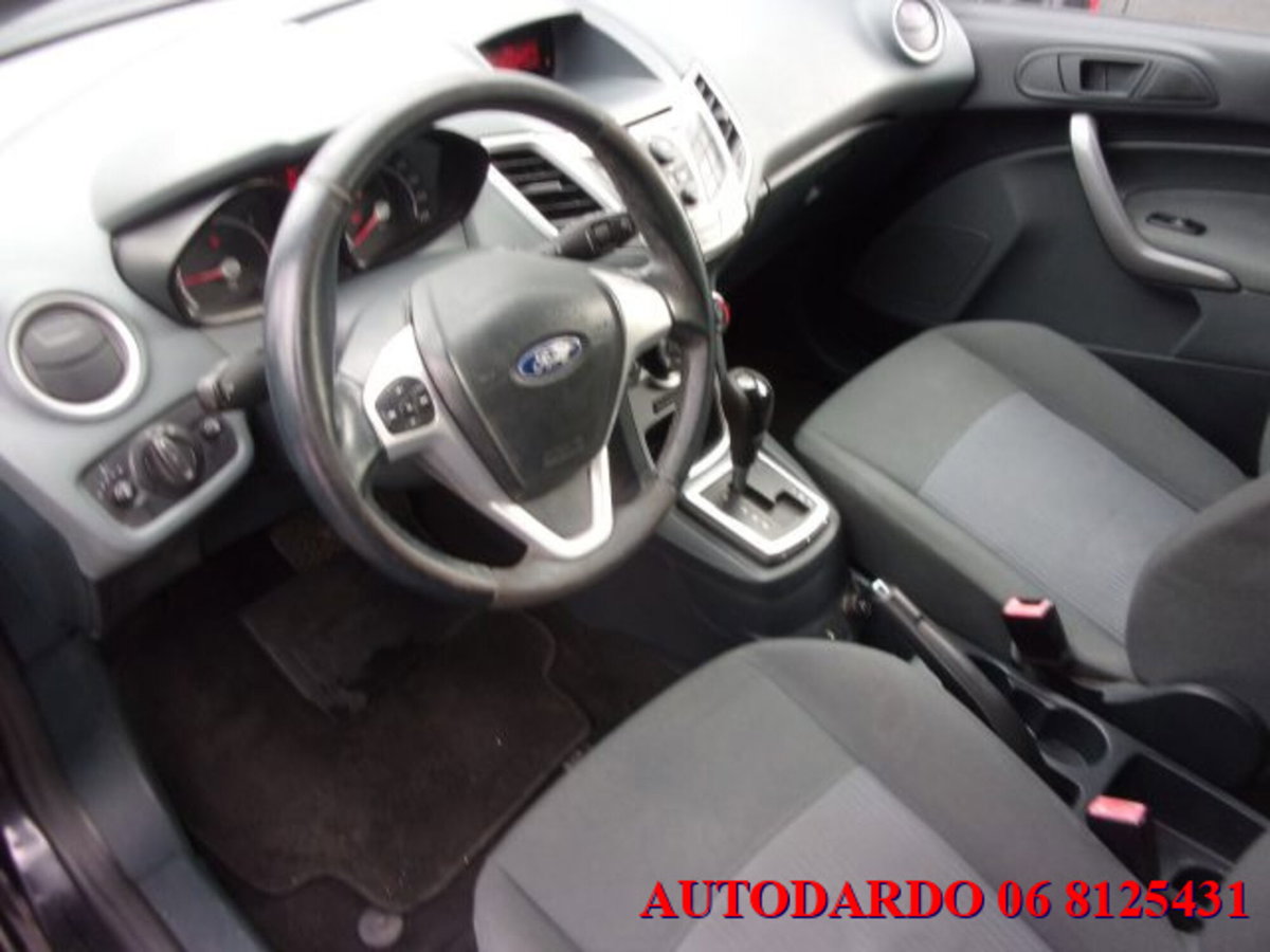 Ford Fiesta 1.4 96CV aut. 5 porte Titanium (12)