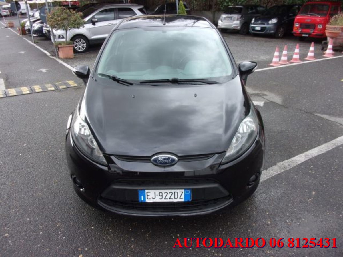 Ford Fiesta 1.4 96CV aut. 5 porte Titanium (2)