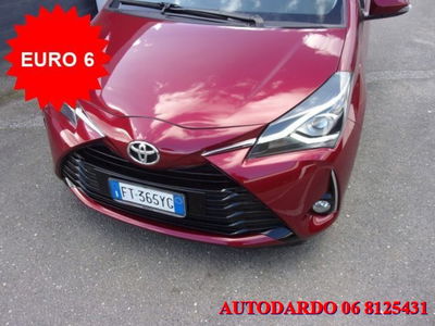 Toyota Yaris 1.5 5 porte Lounge usata