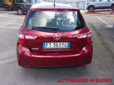 Toyota Yaris 1.5 5 porte Lounge (3)