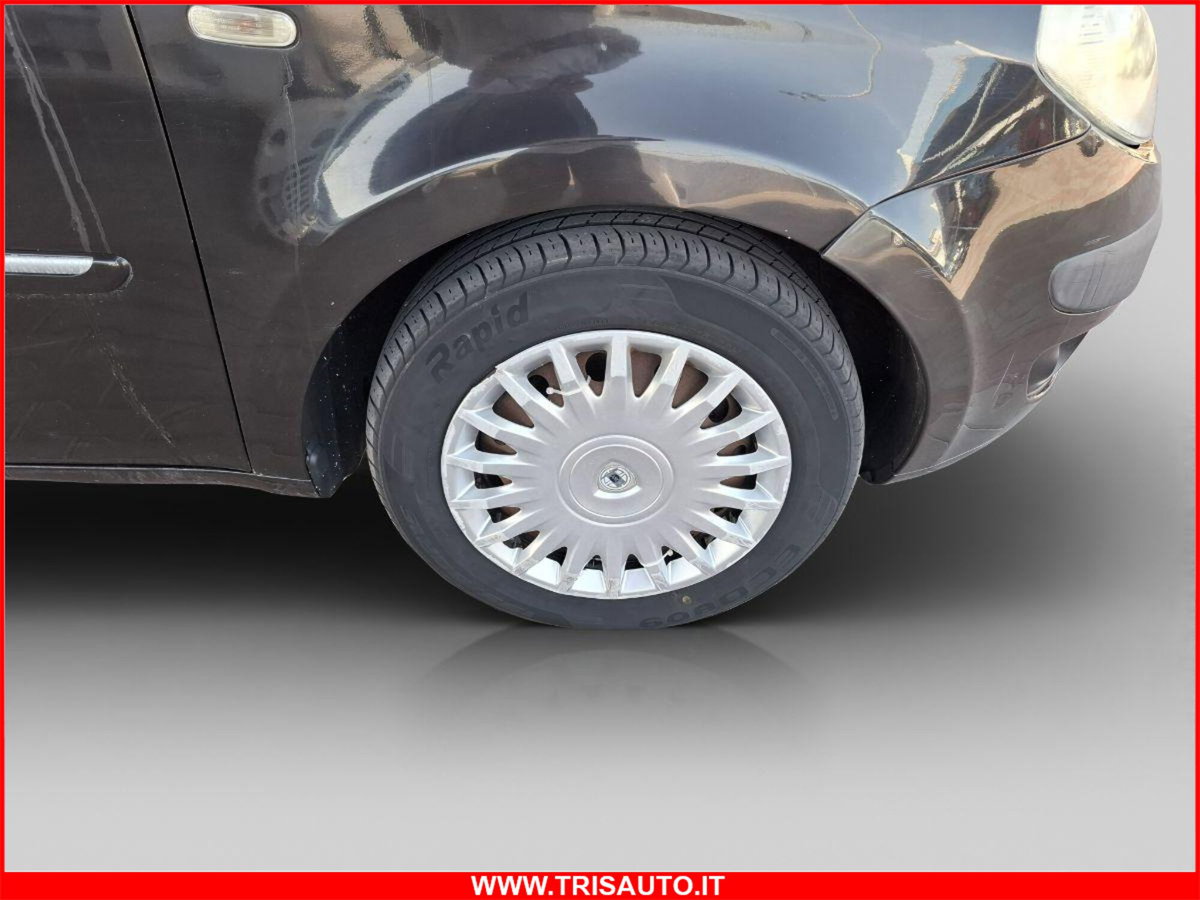 Lancia Musa 1.3 Mjt 16V 90 CV Poltrona Frau (18)