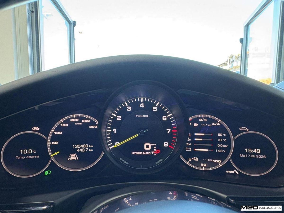 Porsche Panamera 2.9 4 E-Hybrid (12)