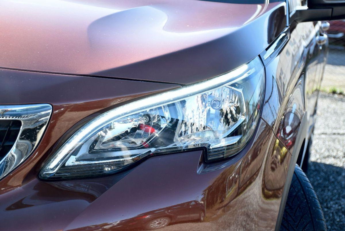 Peugeot 3008 BlueHDi 120 EAT6 S&S Allure (12)
