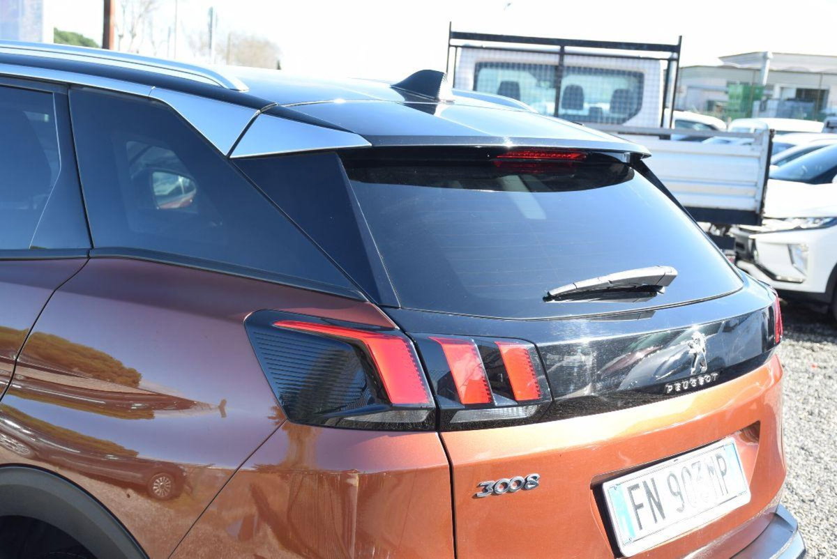 Peugeot 3008 BlueHDi 120 EAT6 S&S Allure (18)