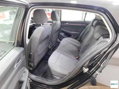 Volkswagen Golf Variant 1.0 eTSI EVO DSG Life (10)