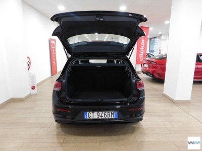 Volkswagen Golf Variant 1.0 eTSI EVO DSG Life (13)