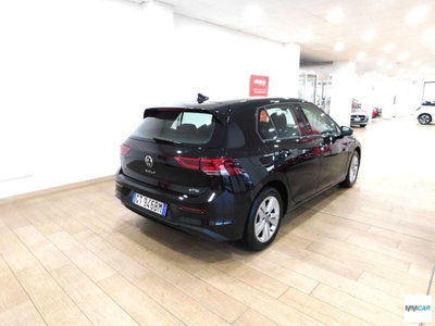 Volkswagen Golf Variant 1.0 eTSI EVO DSG Life (3)