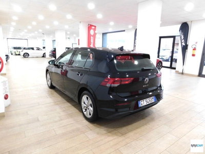 Volkswagen Golf Variant 1.0 eTSI EVO DSG Life (4)