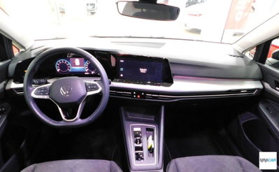 Volkswagen Golf Variant 1.0 eTSI EVO DSG Life (5)