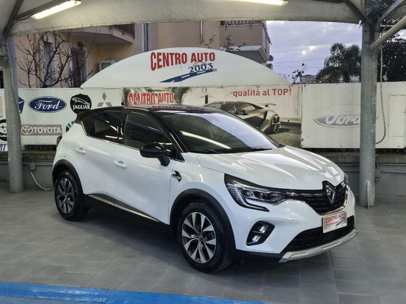 Renault Captur Blue dCi 115 CV EDC Intens