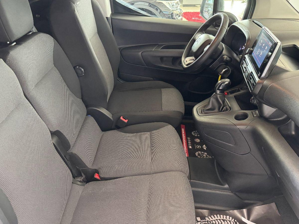 Citroen Berlingo Furgone BlueHDi 100 Van XL Club (11)