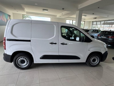 Citroen Berlingo BlueHDi 100 Stop&Start XL 7 posti Live (4)
