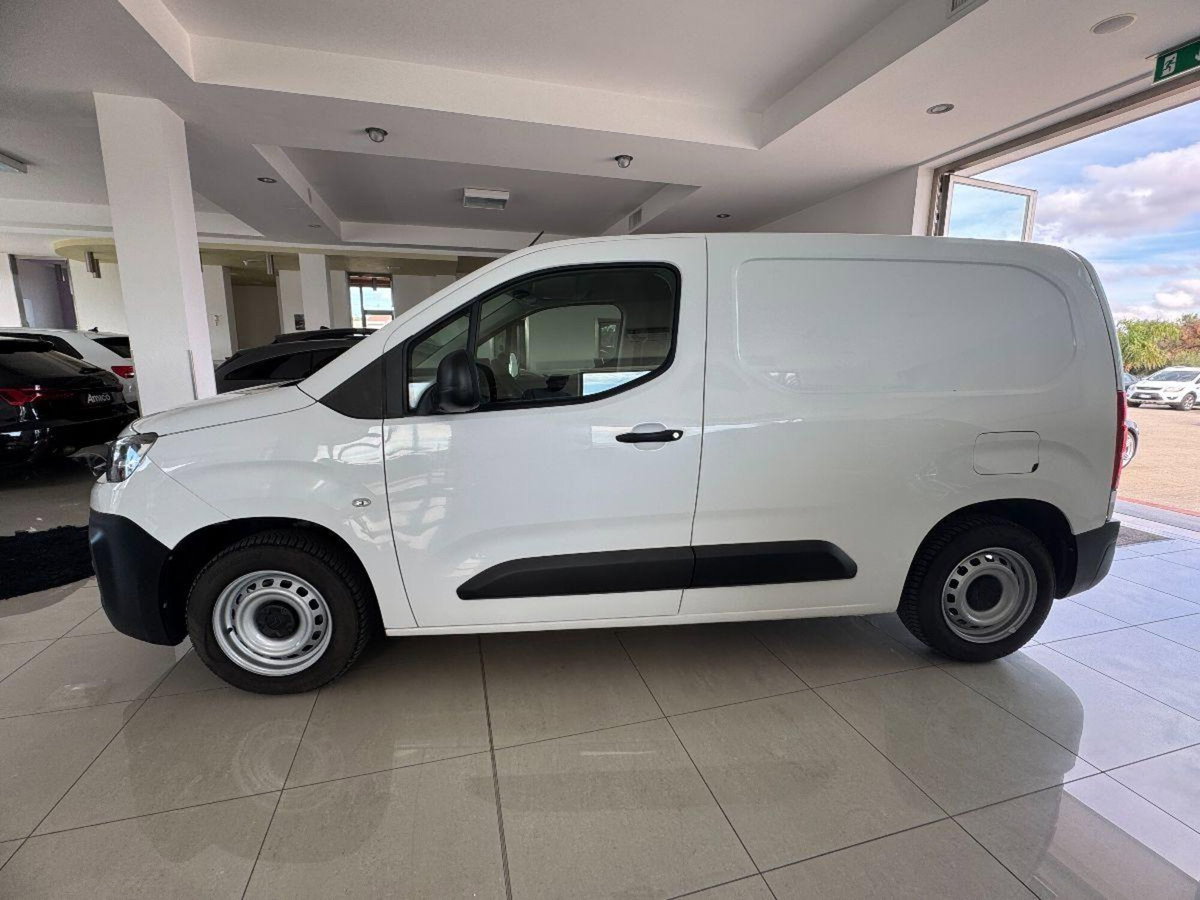 Citroen Berlingo BlueHDi 100 Stop&Start XL 7 posti Live (8)