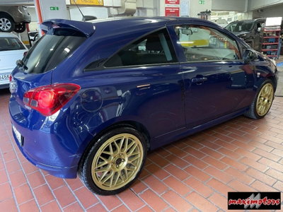 Opel Corsa Coupé 1.4 Turbo 150CV Start&Stop GSi (2)