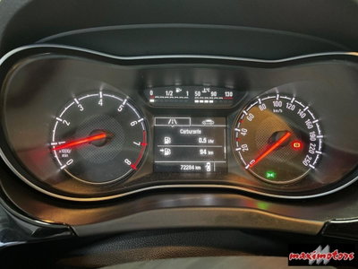 Opel Corsa Coupé 1.4 Turbo 150CV Start&Stop GSi (6)